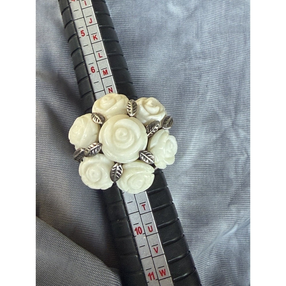SX Sally C Treasures 8 Sterling Silver Carved White Coral Rose Bouquet Ring #608